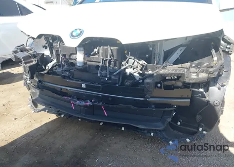 2024 BMW Ix xDrive50 z USA, uszkodzony, nr VIN WB523CF08RCR88337